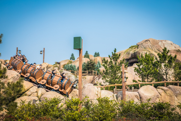 上海迪士尼旅游攻略2022,上海迪士尼自驾停车攻略