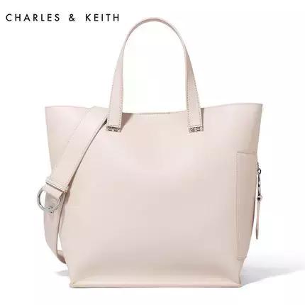 这个春天要被几件外套承包了,早春包包小众品牌