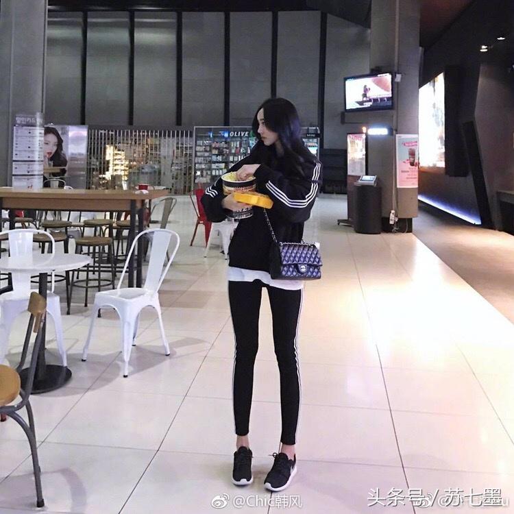 春天的基础款搭配技巧,春天单品怎么搭配好看