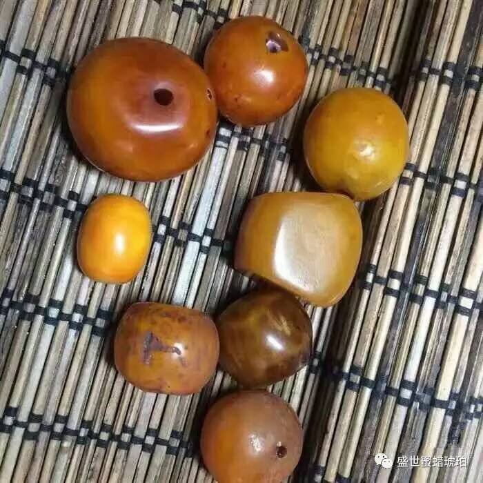 老蜜蜡原矿怎么辨别真假,老蜜蜡蜡饼纹路真假