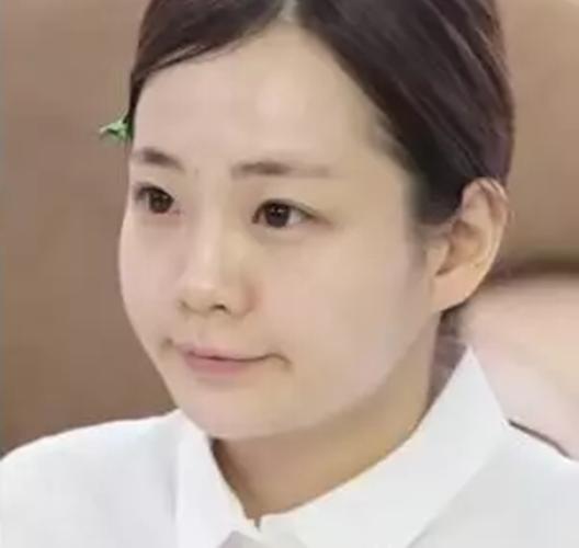 面试化妆小技巧,职场面试化妆教程