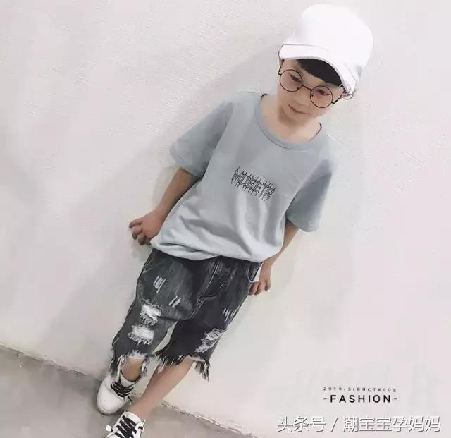 短袖t恤男孩夏季青少年潮牌渐变,男宝夏季2023新款爆款短袖