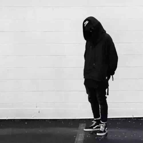 vanssk8-hi怎么搭配,vanssk8-hi偏大还是偏小