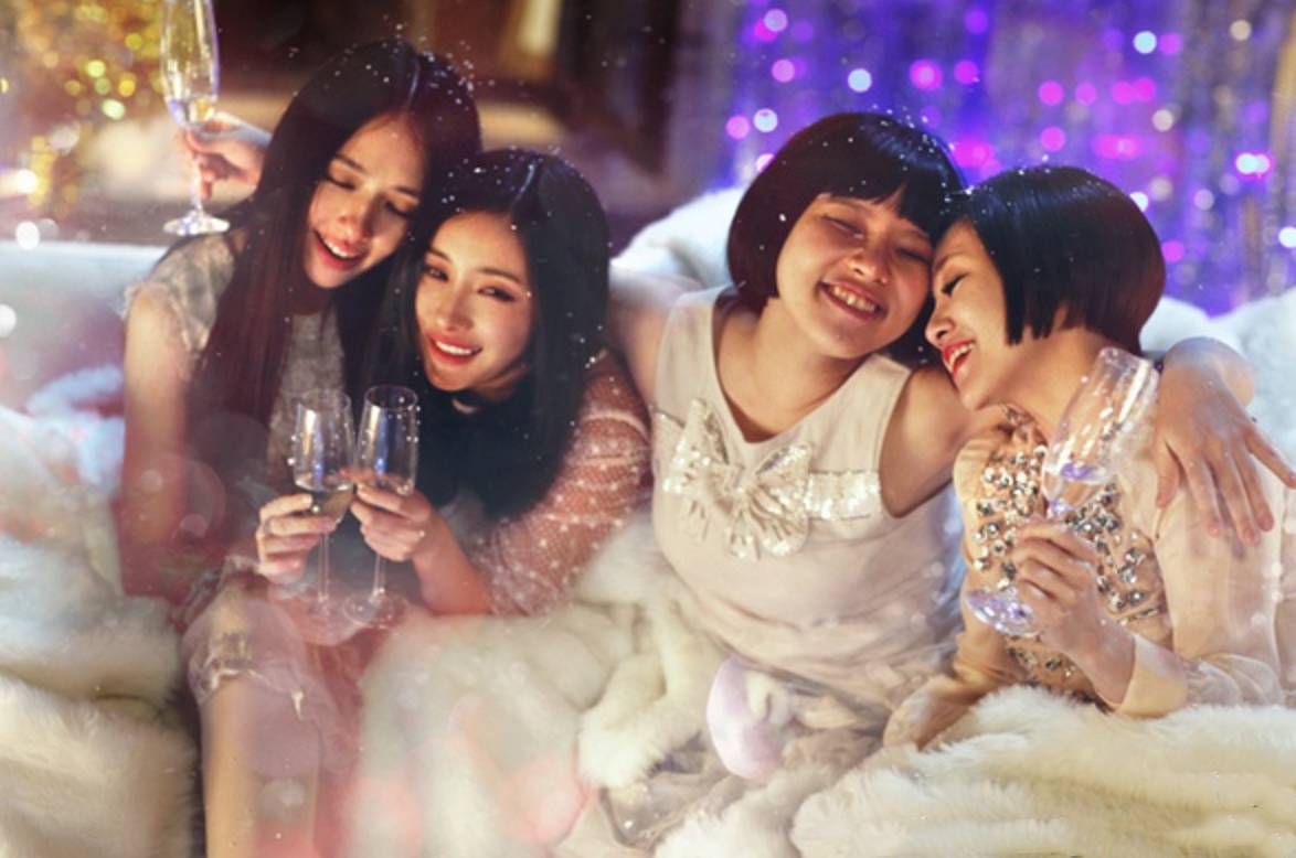 身边有像顾里一样的朋友,有个很有钱的异性朋友