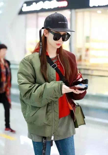 小白鞋过时了吗,清新马卡龙系小白鞋