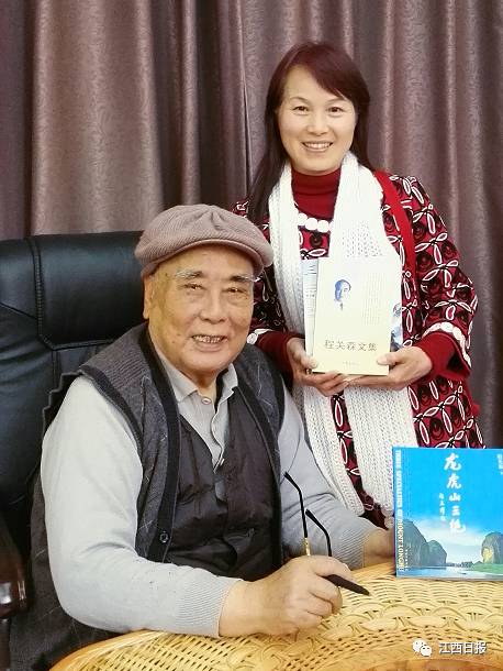 身边的朗读者!江西87岁老人如何与书擦出23次火花……