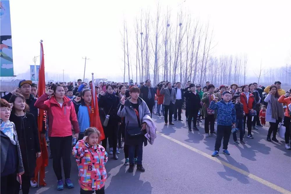 相伴春天绿色行——东胜集团携手北京铭艺植树节绿色公益行动圆满完成