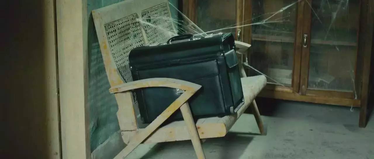 这个像*品毒**一样的男人,让*欲人**罢不能