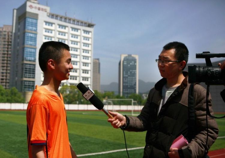 三明市中小学生足球联赛引爆激情点燃中国足球梦！