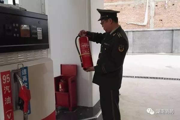 「新闻多看点」｜芳菲三月植树忙消防官兵助力森林城市创建；湘潭县消防大队打响“3.15”消防产品整治前哨战……