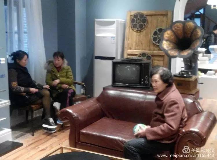 城南逸事,城南旧事文章大意第一章