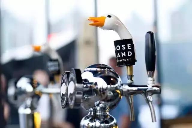 你舍不得花的钱总有人舍得帮你花,以前舍不得花你的钱现在才明白