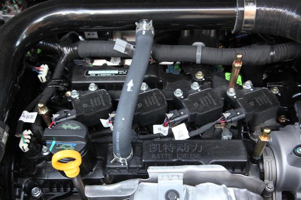 宋楠:甩开套路试驾1.3T北汽幻速S5