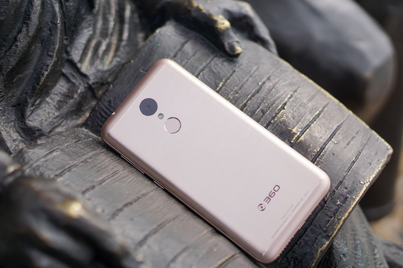 360新款手机n5深度评测,测评360n5