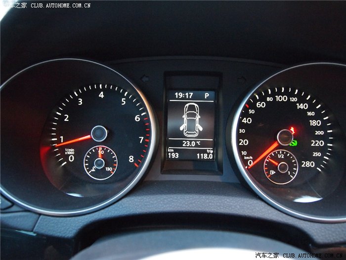 看2016年全球销量第三的大众高尔夫车主的评价