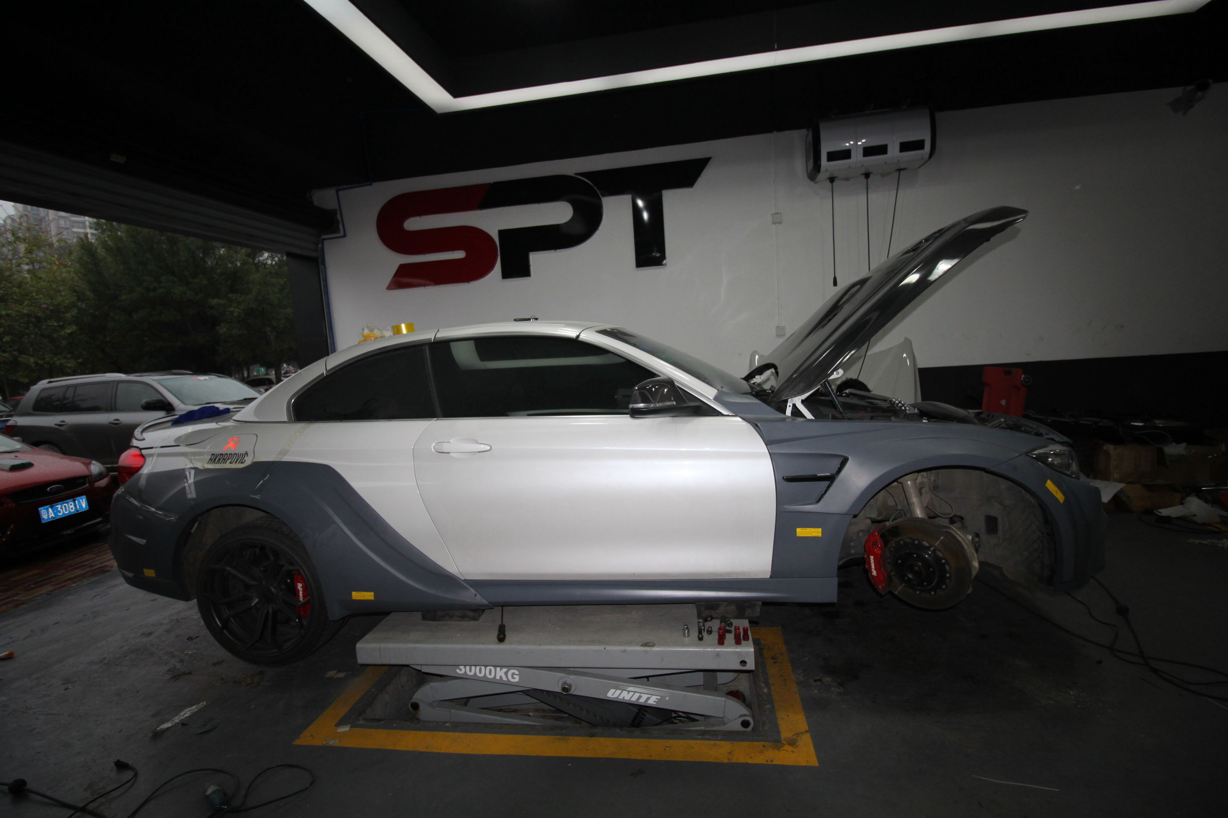 全新宝马4系两门轿跑改装,宝马4系硬顶改装黑武士