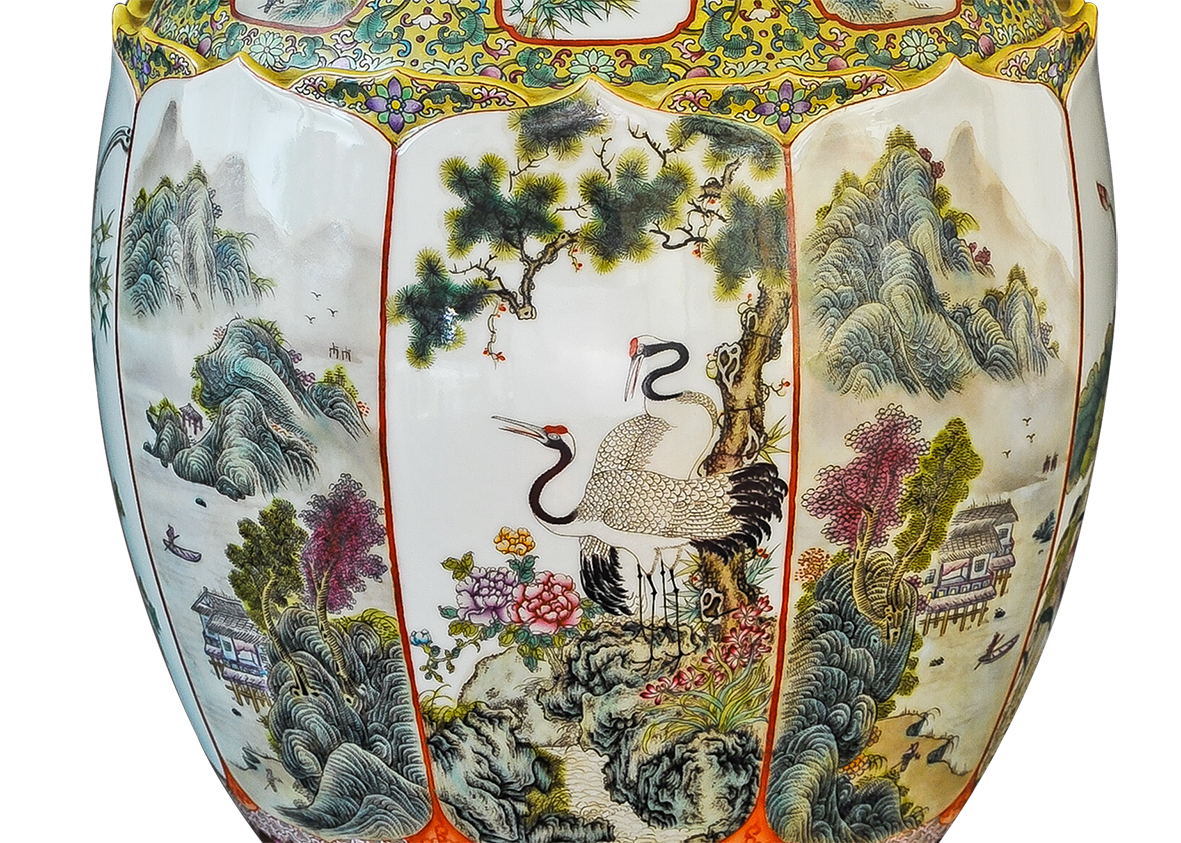 乾隆粉彩开光花卉八方笔筒,乾隆御制黄地粉彩花鸟六方瓶