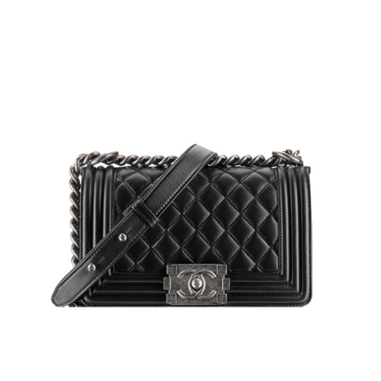 城嫂方媛的半年时尚进程，淘宝卖女装三百有交易自己则穿迪奥春装