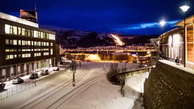 世界最美小镇看极光冬日自驾行摄北极圈