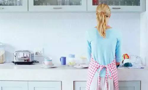 选择做全职妈妈前考虑清楚这三点,什么情况下要做全职妈妈