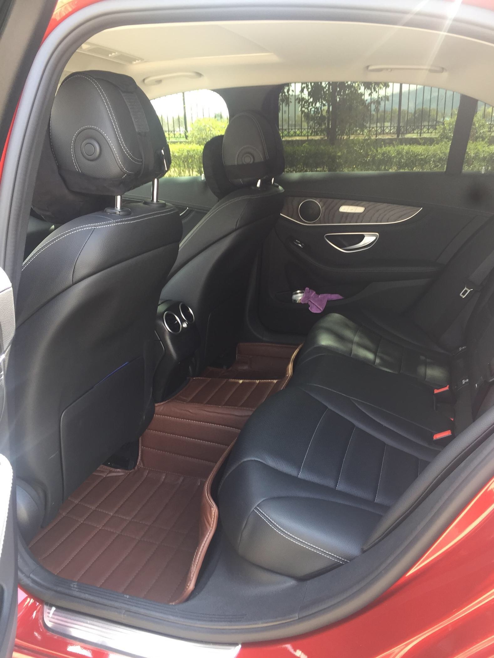 红色奔驰c级180老款,奔驰c180l是什么级别