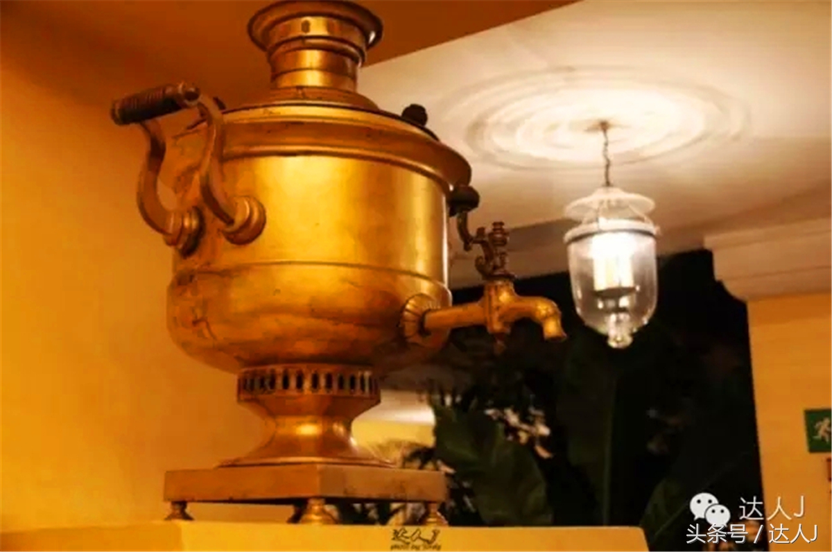 猜猜哪个国家连刺猬都有路牌？