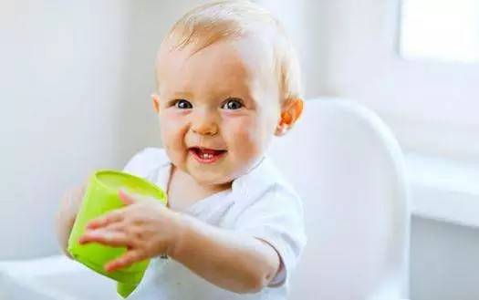 五个月婴儿感冒流鼻涕拉肚子,感冒流鼻涕还拉肚子怎么回事