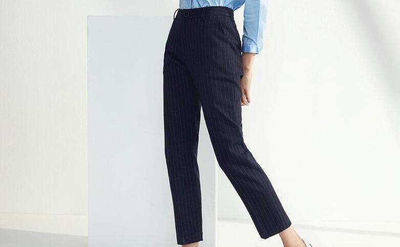 火辣辣的春日，还穿的这么庸俗，试试这几款小裤裤，特别是第5款