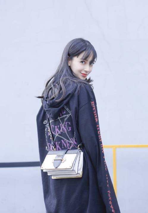 像你爱豆这样为Vetements痴狂