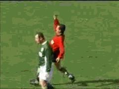 愚人节快乐恶搞视频,足球搞笑庆祝动作gif