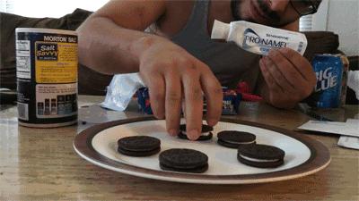 愚人节十大经典整蛊招式,愚人节整蛊新招短信