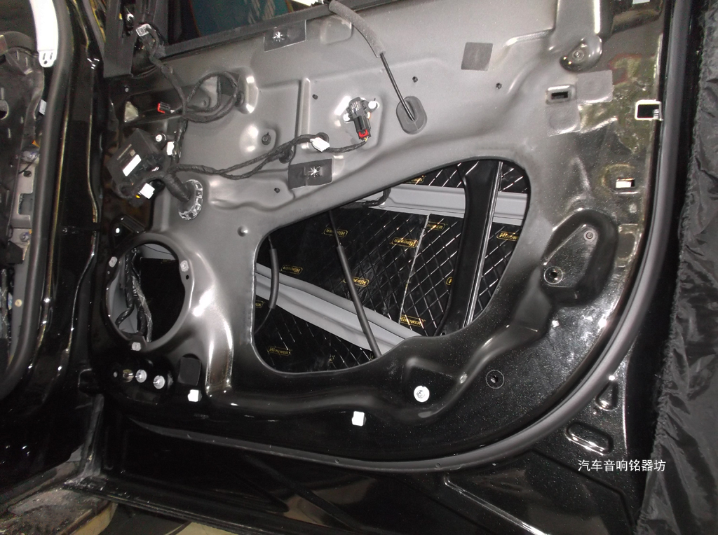 锐界plus低配6个喇叭音响改装,福特锐界plus音响怎么调效果好