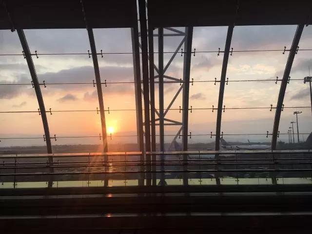 潜水导致耳朵疼是怎么回事,潜水怎么克服耳朵疼