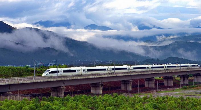 旅游出差买火车票小妙招，教你买到高铁和火车上想要的靠窗座位