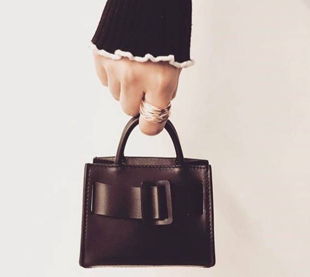 明星同款泰国品牌,女明星爱穿的泰国品牌