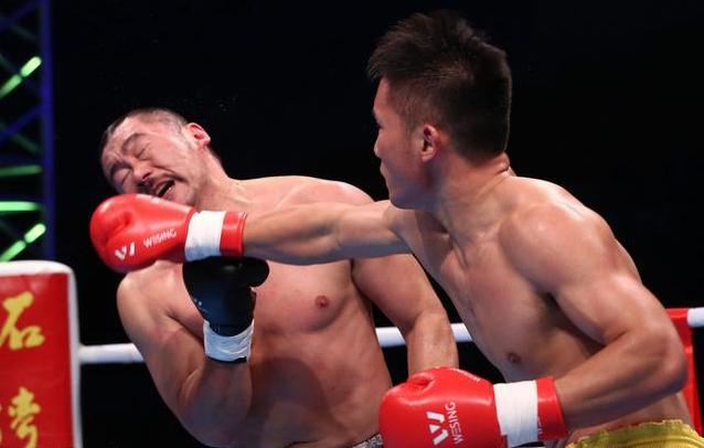 一龙被各大高手ko,一龙打韩国空手道冠军小迷妹傻眼