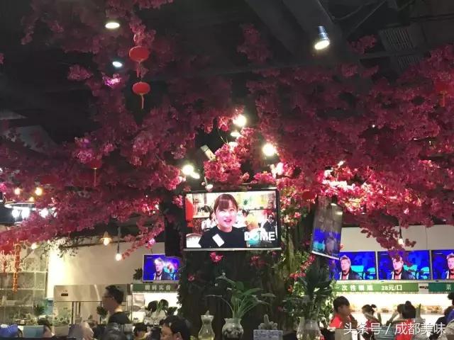 春熙路川剧变脸表演哪家最好,春熙路哪里吃火锅可以看川剧变脸