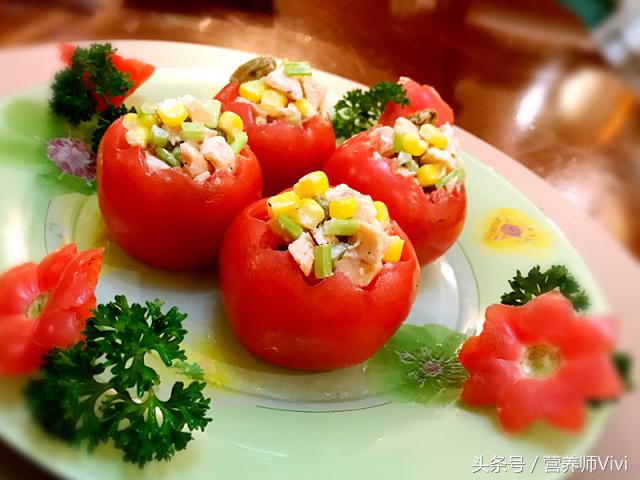 营养师Vivi｜颜值超高的三文鱼番茄杯