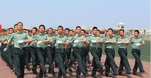 哪些途径能免费读大学,家里条件差读什么大学好