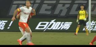 盘点中超赛程奇葩犯规,中超四大恶人名场面
