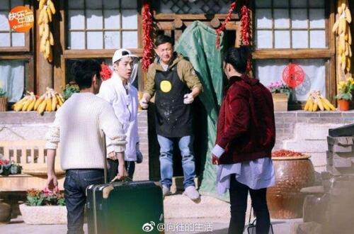 白百合做客蘑菇屋henry刘宪华教白百合绕口令