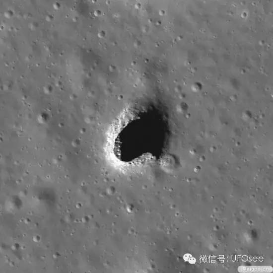 月球表面出现神秘黑洞,月球是否真的像传闻一样是外星人