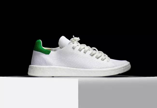 最舒服的小白鞋测评,阿迪达斯绿尾小白鞋