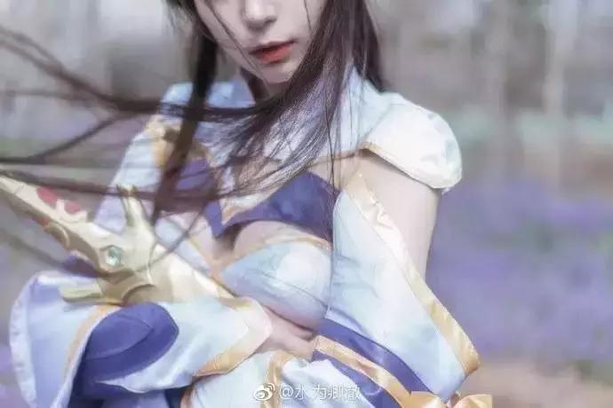 cos露娜紫霞仙子衣服怎么穿,王者荣耀露娜紫霞仙子cosplay视频