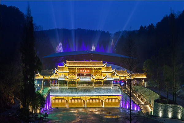 边城视频讲解,边城演出实景