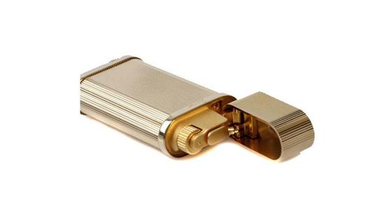 都彭火机和zippo火机哪个品牌好,国产火机和zippo