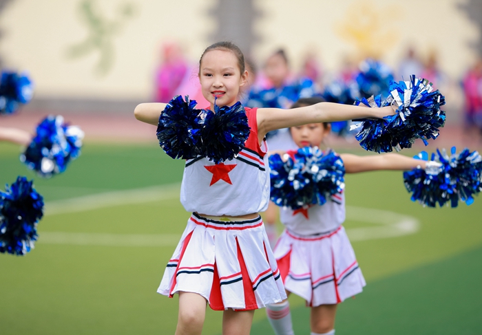 合作开展校园足球培训,校园足球联合队