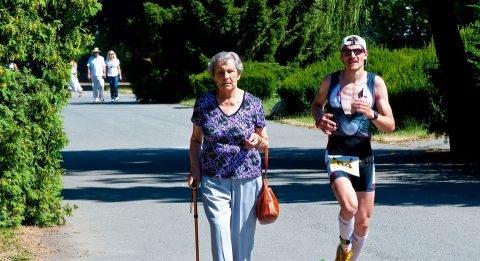 燃脂跑步多久能减肥,每天跑步多久能减肥