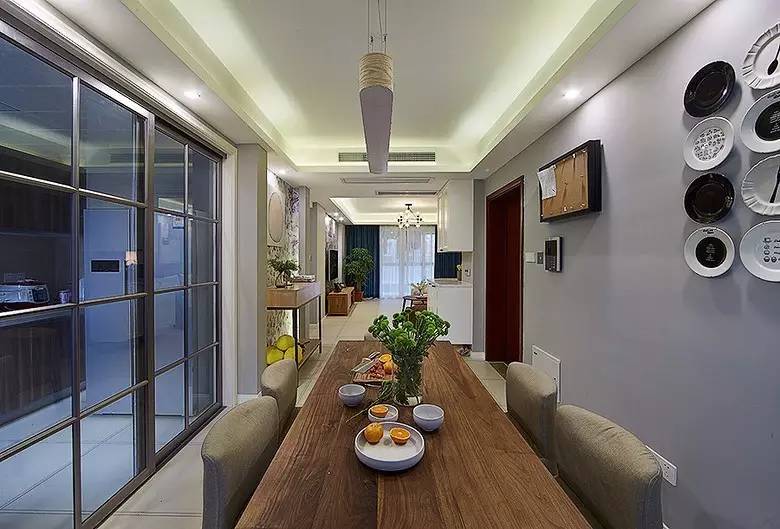 餐桌可以对着入户门吗,入户门对着餐桌如何装修