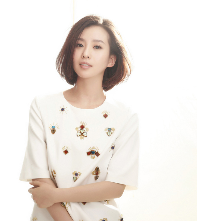 圆脸适合的短发造型,2017圆脸流行发型短发